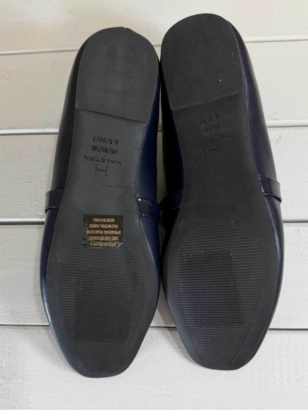 Halston Vincent-S Navy Vegan Leather Loafers Women’s Sz 8.5 Modern Minimalist - Picture 9 of 10